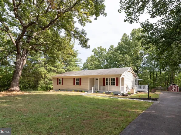 107 Sleepy Hollow Rd, New Canton, VA 23123