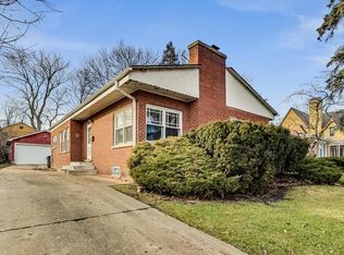 232 N Wolf Rd, Des Plaines, IL 60016