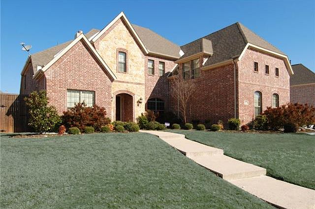 1st image of 423 Dakota Dr