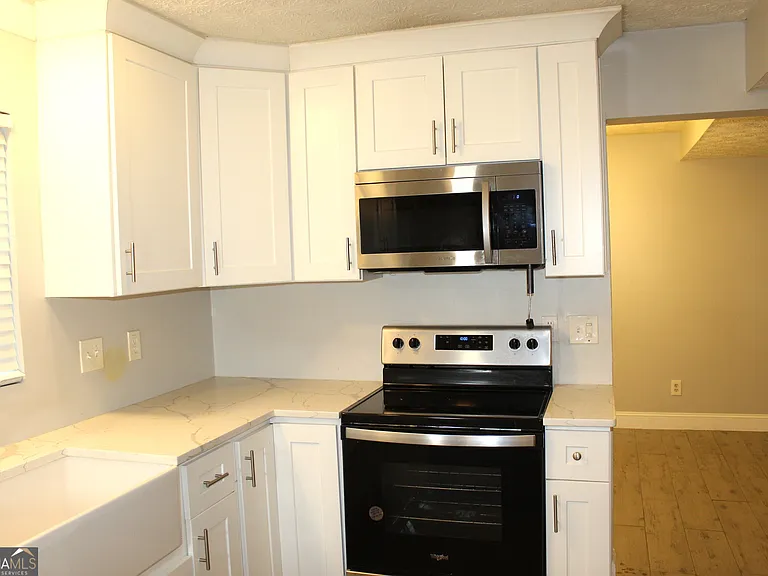 5811 Calico Ct — Photo 3