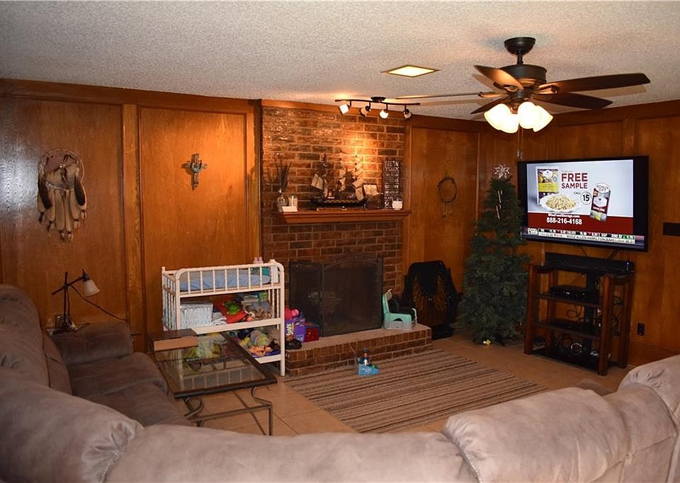 1st image of 2105 Cordoba Dr