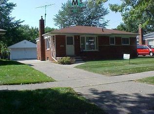 24305 Melody Ln, Warren, MI 48089