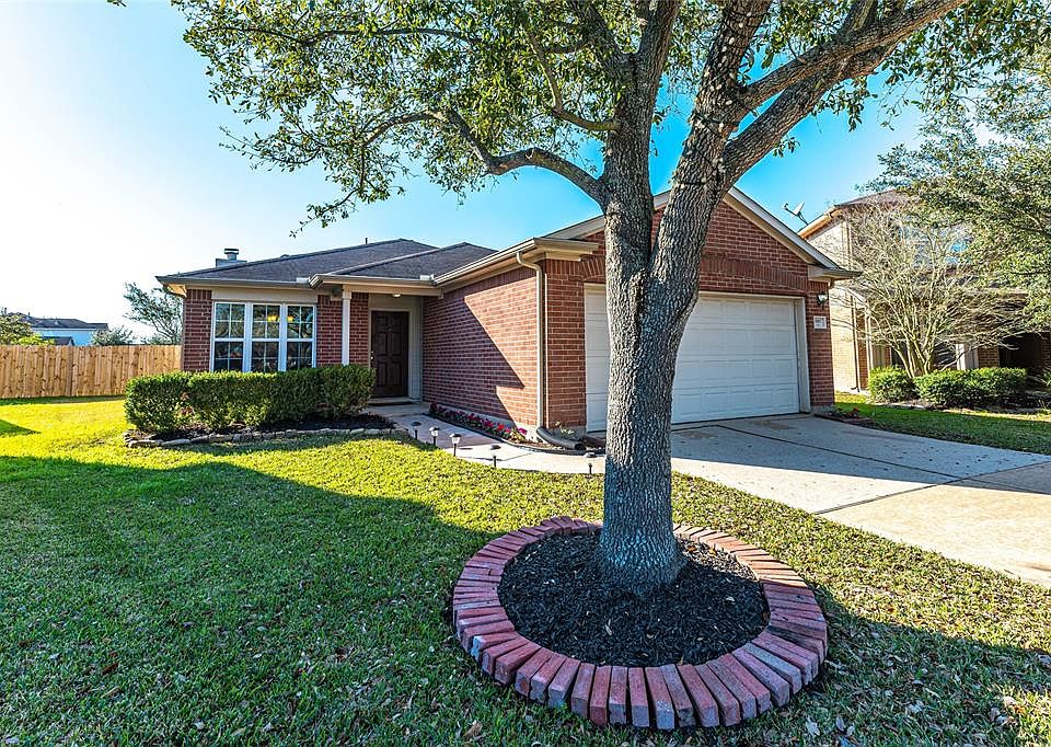 1st image of 17807 Dove Pass Ct