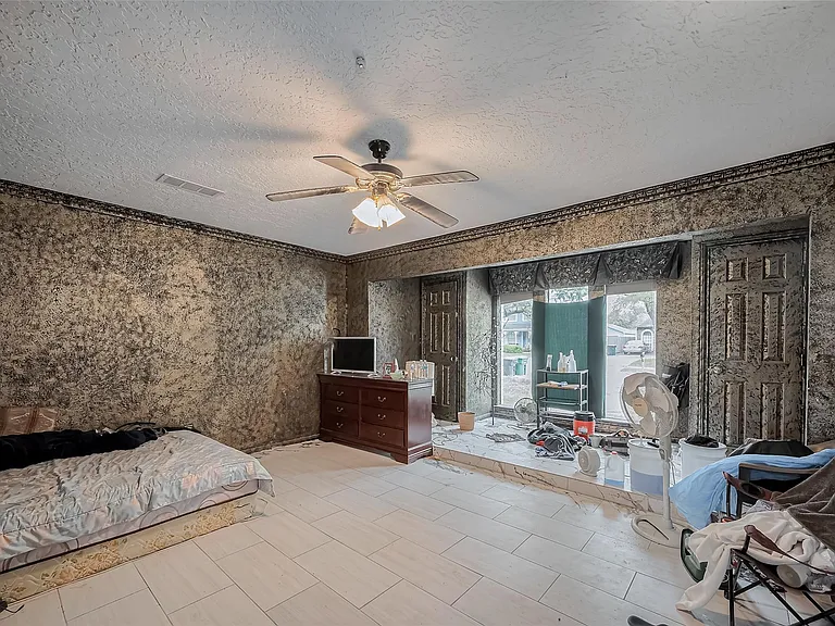 4015 Black Locust Dr — Photo 20