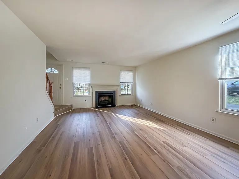 21 Stockton Ct — Photo 5