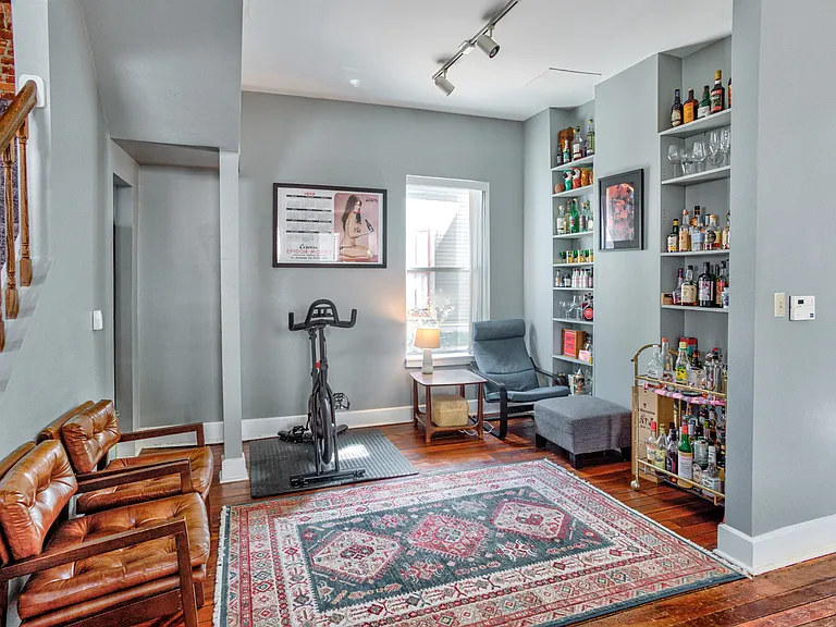 933 English Ave — Photo 12