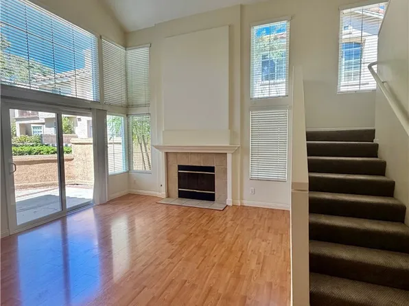 8215 E White Oak Rdg Unit 81, Orange, CA 92869