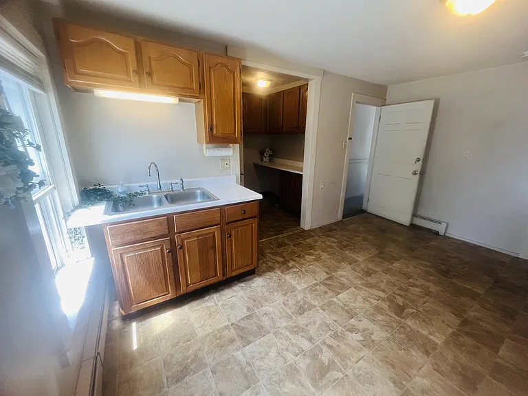 22 Gilboa St #2 — Photo 2