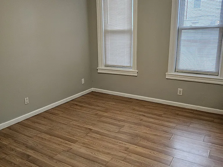 235 E 91st St #1 — Photo 5