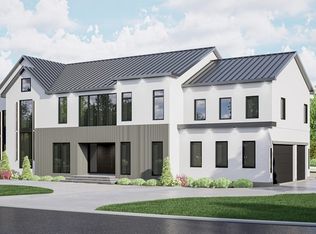 10 Malubar Ln, Newton, MA 02459