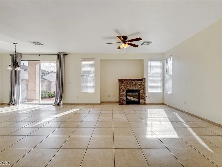 10261 Bentley Oaks Ave — Photo 9