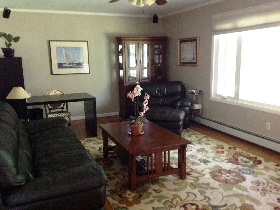 2nd image of 105 Rimek Rd