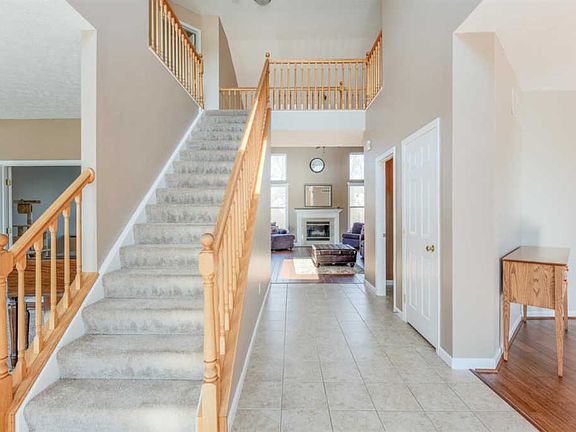 2nd image of 5349 Aspen Valley Dr
