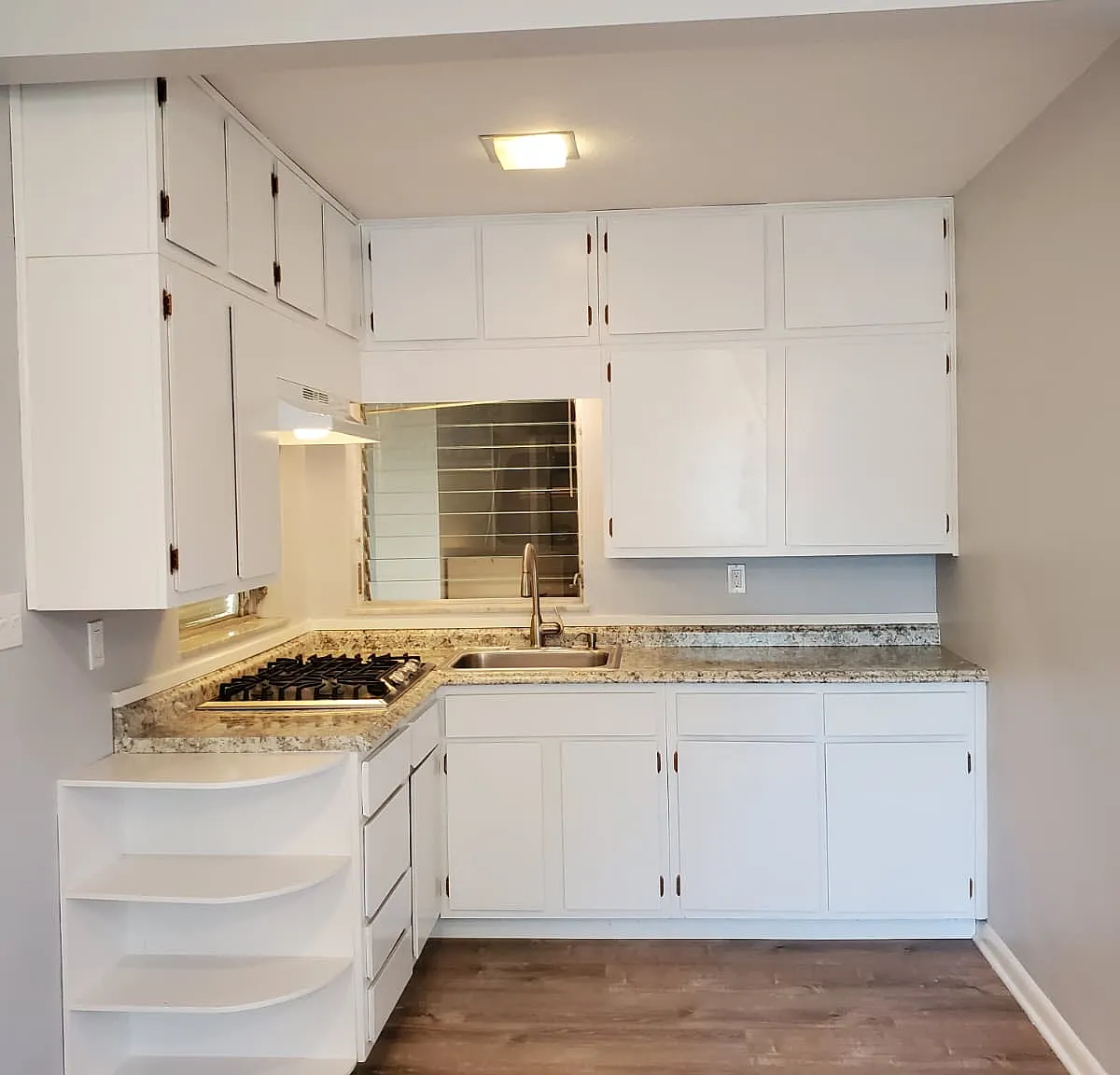 Studio, 450 sqft, $1,200 — Photo 2
