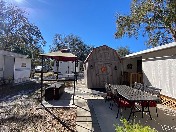 2nd image of 5551 18th Terrace Cedar St #294E