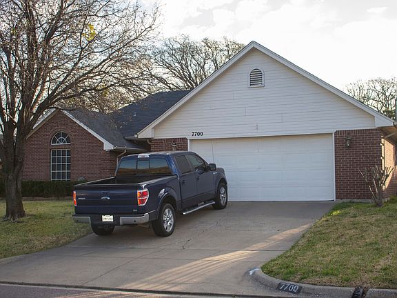 4th image of 7700 Western Oaks Dr
