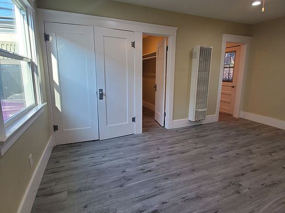 4th image of 1170 Cherry Ave #9