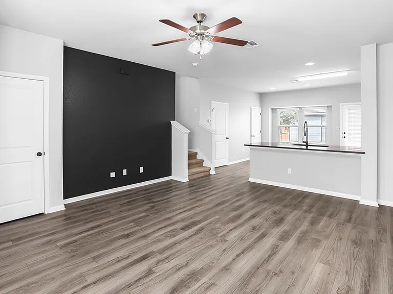 105 Switchgrass St — Photo 7