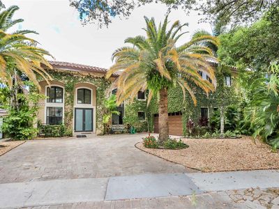 8370 NW 159th Ter, Miami Lakes, FL, 33016