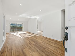 819 Daphne Ct, Carlsbad, CA 92011