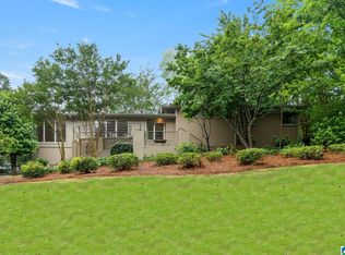 208 Alpine Cir, Vestavia Hills, AL 35216
