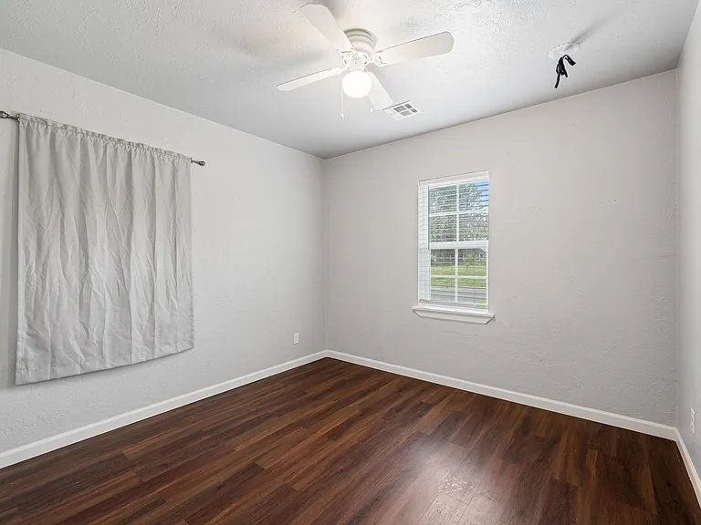 4012 S Hudson Ave — Photo 28