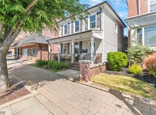 54 W Somerset St, Raritan, NJ 08869