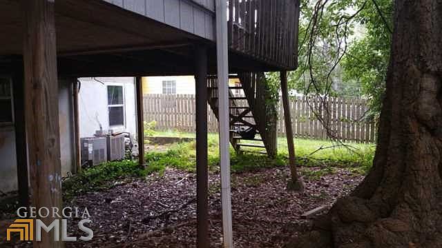 2nd image of 548 McKoy St