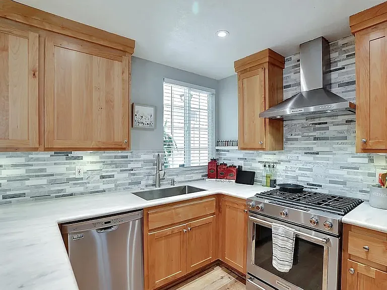 6085 Miwok Dr — Photo 8