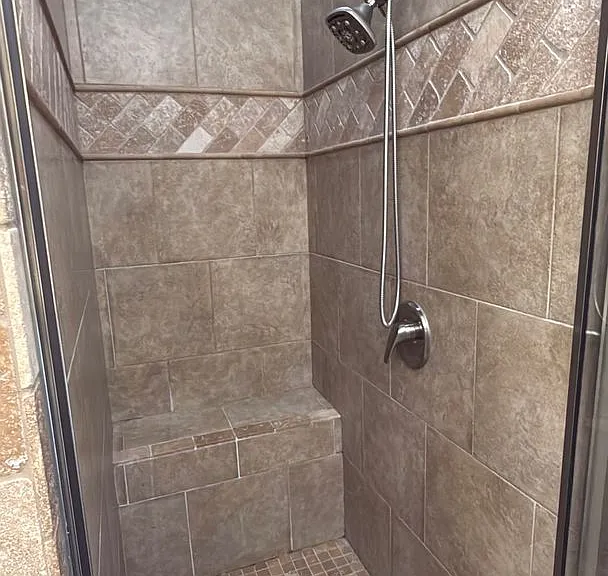 9572 Rochel Dr — Photo 42