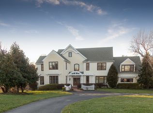 1059 Haverhill Rd, Chester Springs, PA 19425