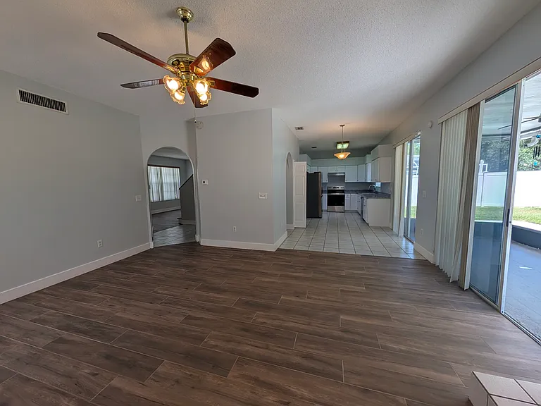 11435 Georgetown Cir — Photo 9