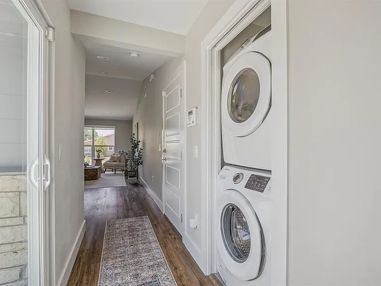 3703 Tower View Ct — Photo 16