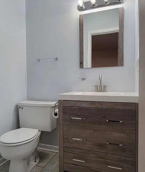 644 Kings Towne Pl — Photo 16