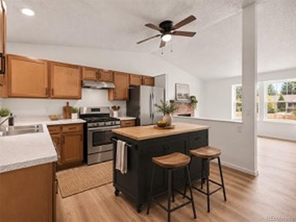 2nd image of 5104 Columbus Way