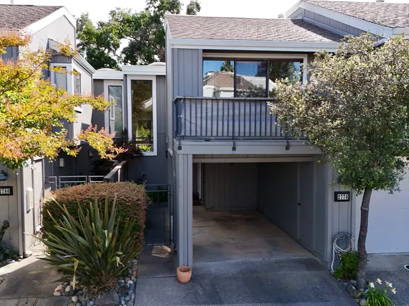 2770 Pike Dr, Napa, CA 94558