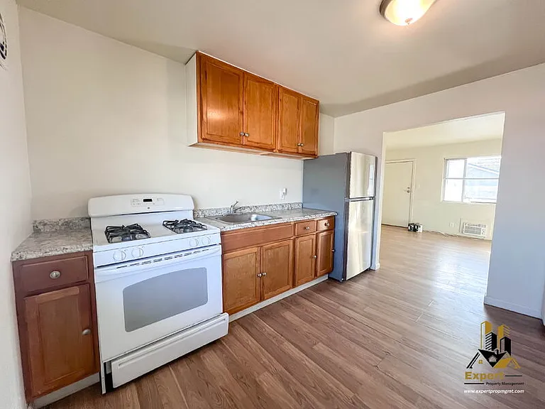 3720 Astoria St #8 — Photo 6