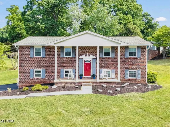 440 E Kings Gate Rd, Knoxville, TN 37934