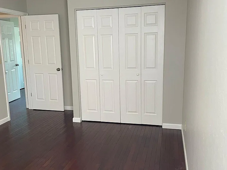 E Progress Cir S — Photo 14