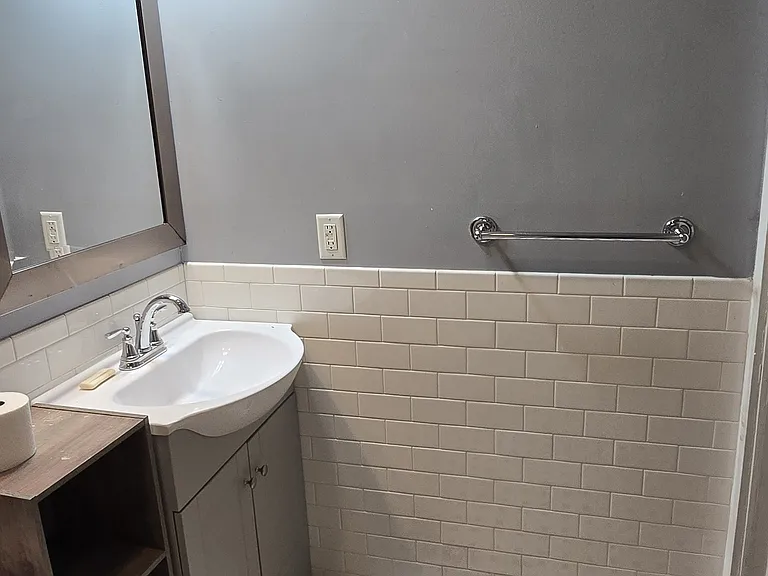 1620 N National Ave — Photo 15