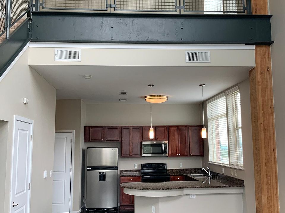 1st image of 6895 E Hampden Ave