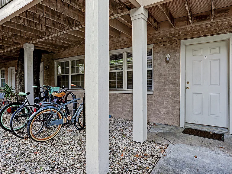 802 Stanford — Photo 14