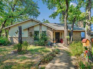5905 Shamrock Dr, Arlington, TX 76016