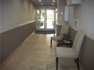 3860 NE 170th St #1000, North Miami Beach, FL 33160