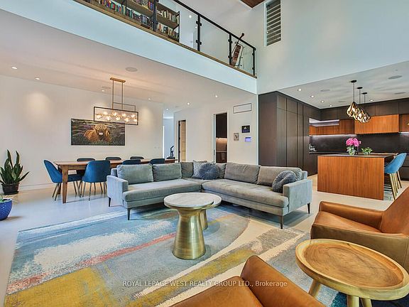 3rd image of 4 Old Oak Rd