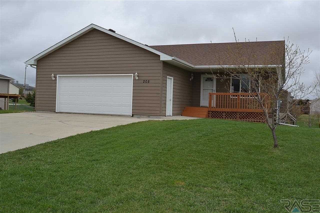 205 W 6th St, Crooks, SD 57020 Zillow