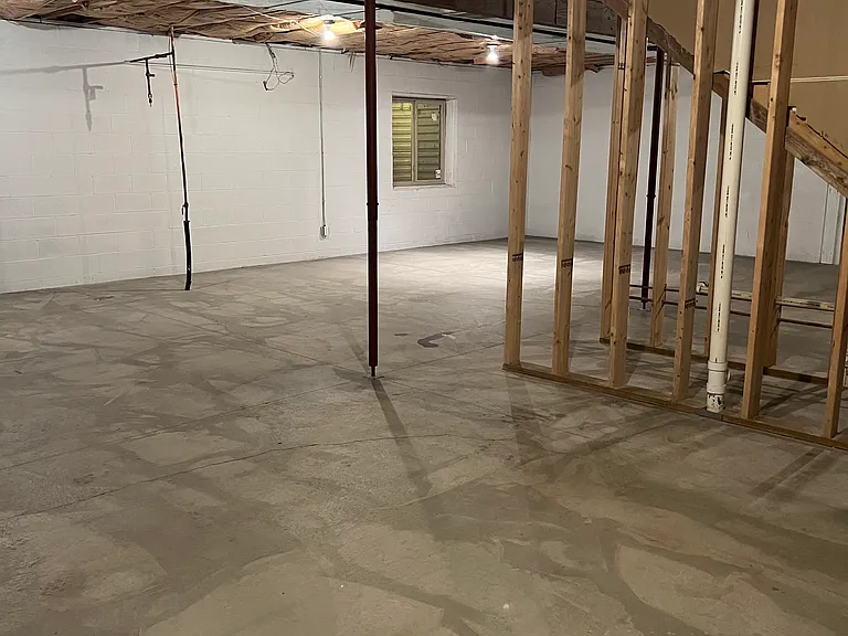 103 Yucca Ln — Photo 6