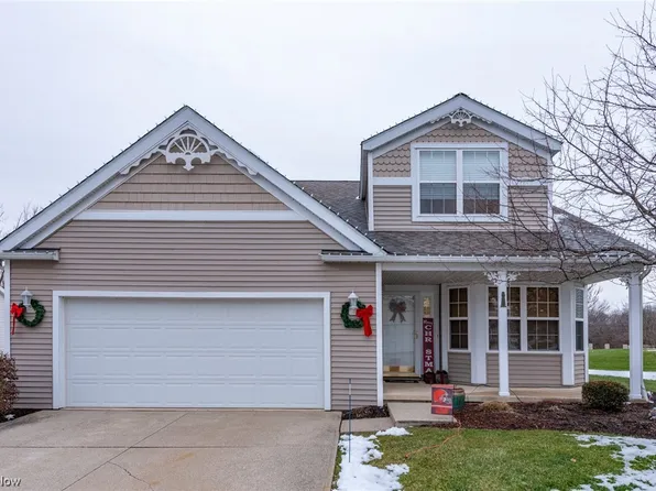 23 Mallard Point Dr, Akron, OH 44319