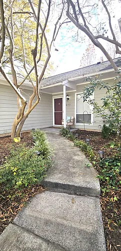 1077 Sardis Cove Dr Photo 1