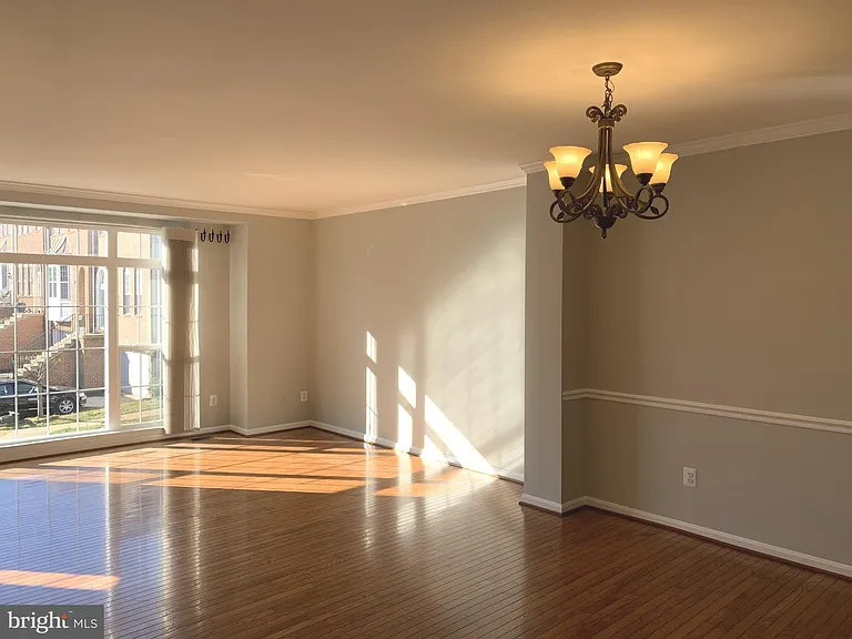 3384 Governors Crest Ct — Photo 8